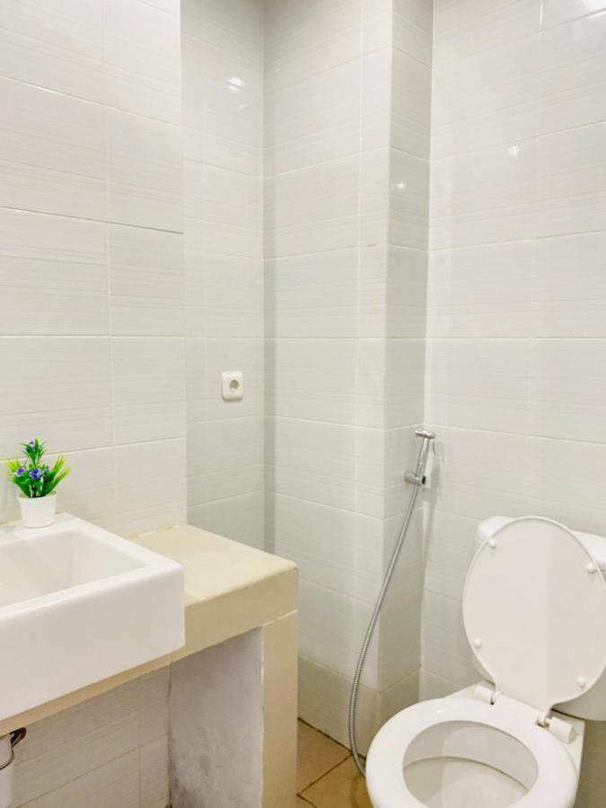 Hozby Skyview Setiabudi Suites Sunggal Buitenkant foto
