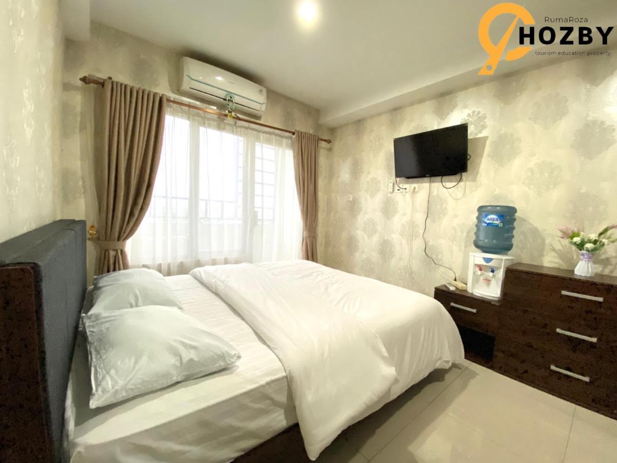 Hozby Skyview Setiabudi Suites Sunggal Buitenkant foto