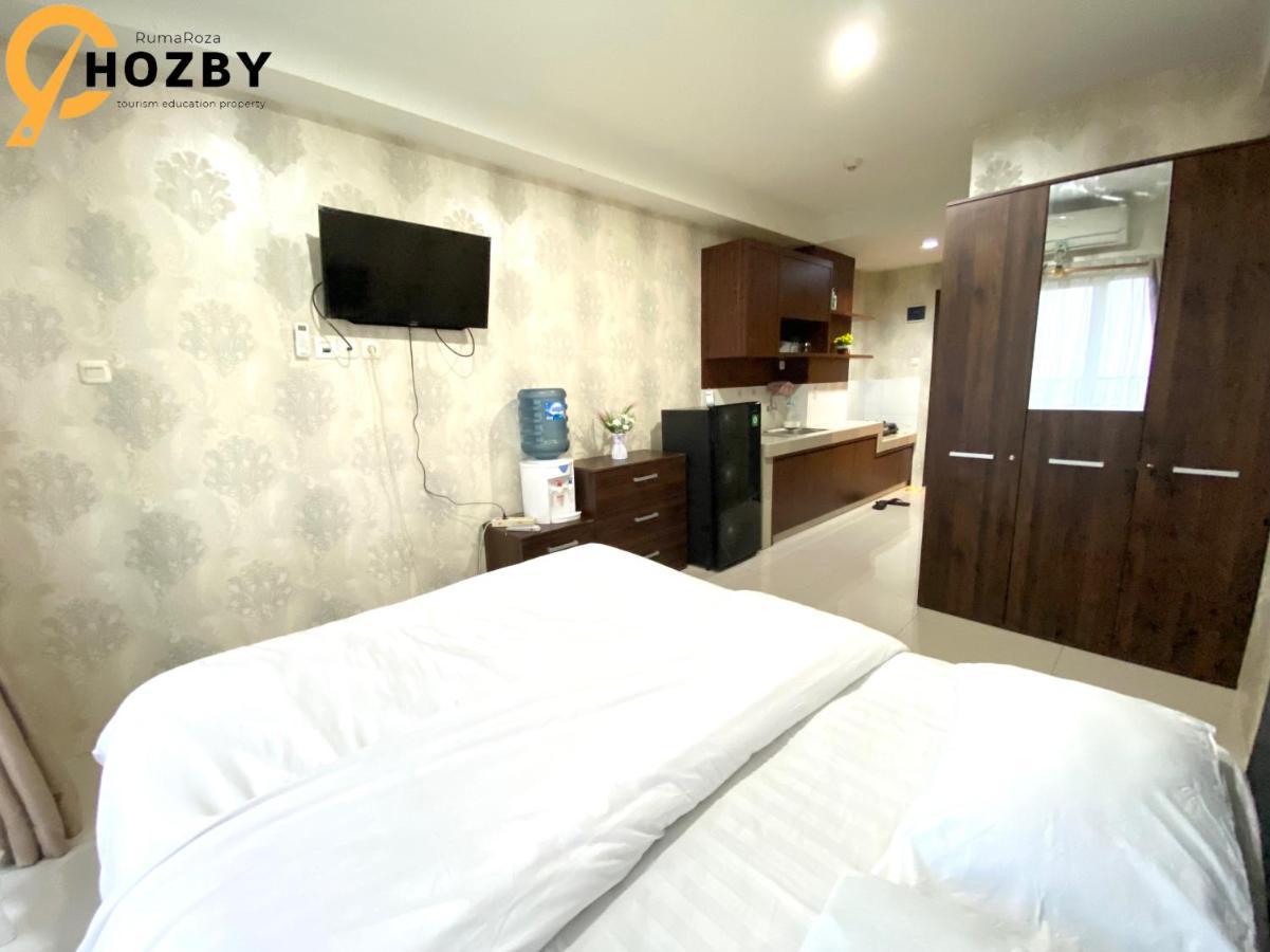 Hozby Skyview Setiabudi Suites Sunggal Buitenkant foto